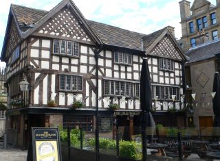 pub tour manchester